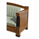 Canapea Bidermeier